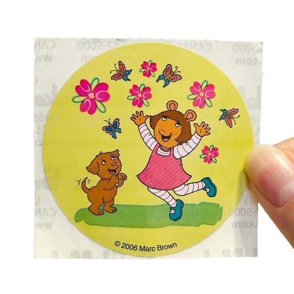 Sandylion Smile Maker Arthur Aardvark Cartoon Large Round Stickers DW Pal Dog TV - Picture 8 of 8